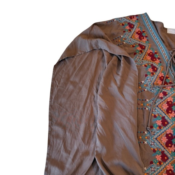 Tan Embroidered Lace Up Ruffle Bottom Boxy Batwing Top Cover Up Size S Boutique - Picture 11 of 15